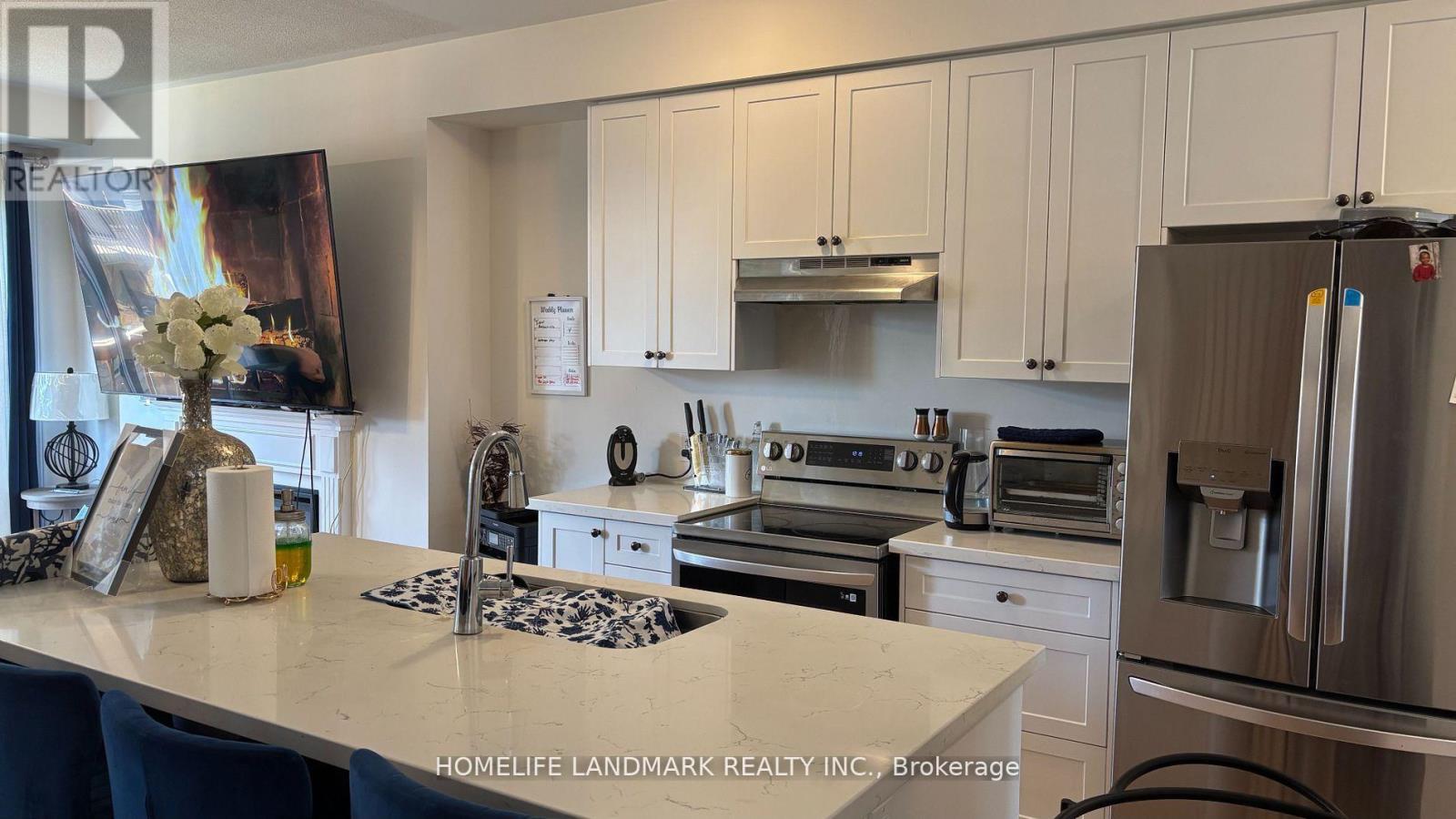 42 Lake Trail Way, Whitby, Ontario  L1M 0M3 - Photo 14 - E13037002