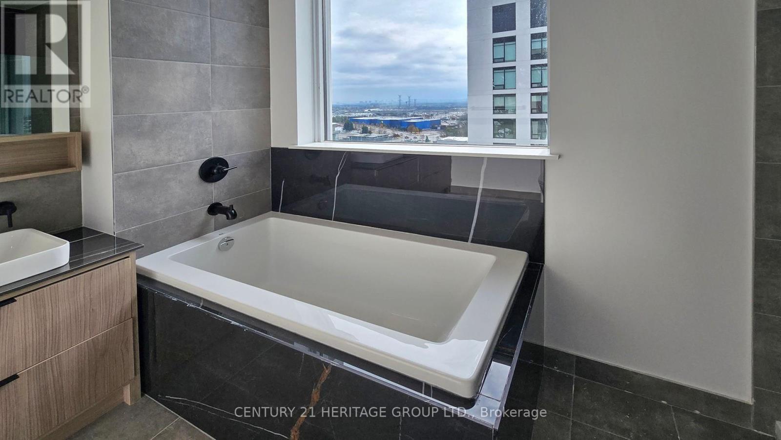 1205 - 8888 Yonge Street, Richmond Hill, Ontario  L4C 6Z1 - Photo 24 - N13036874