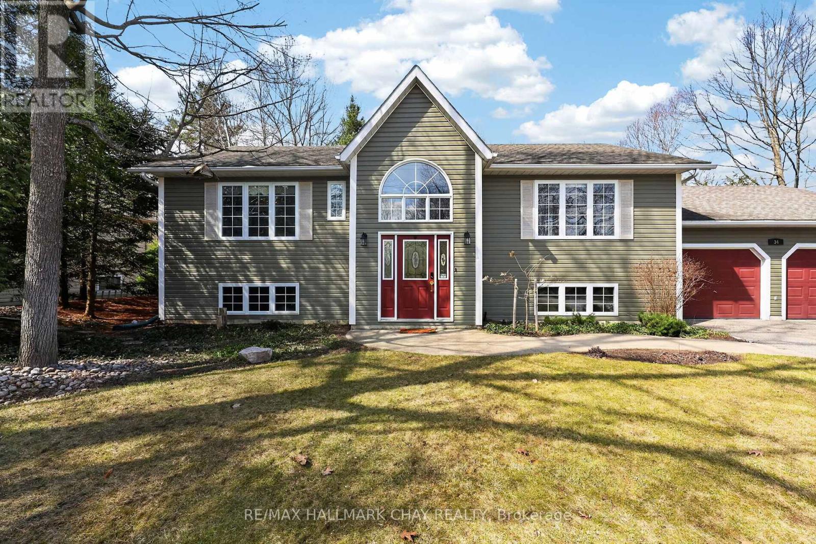 34 Rodrium Road, Wasaga Beach, Ontario  L9Z 1R5 - Photo 4 - S13036886