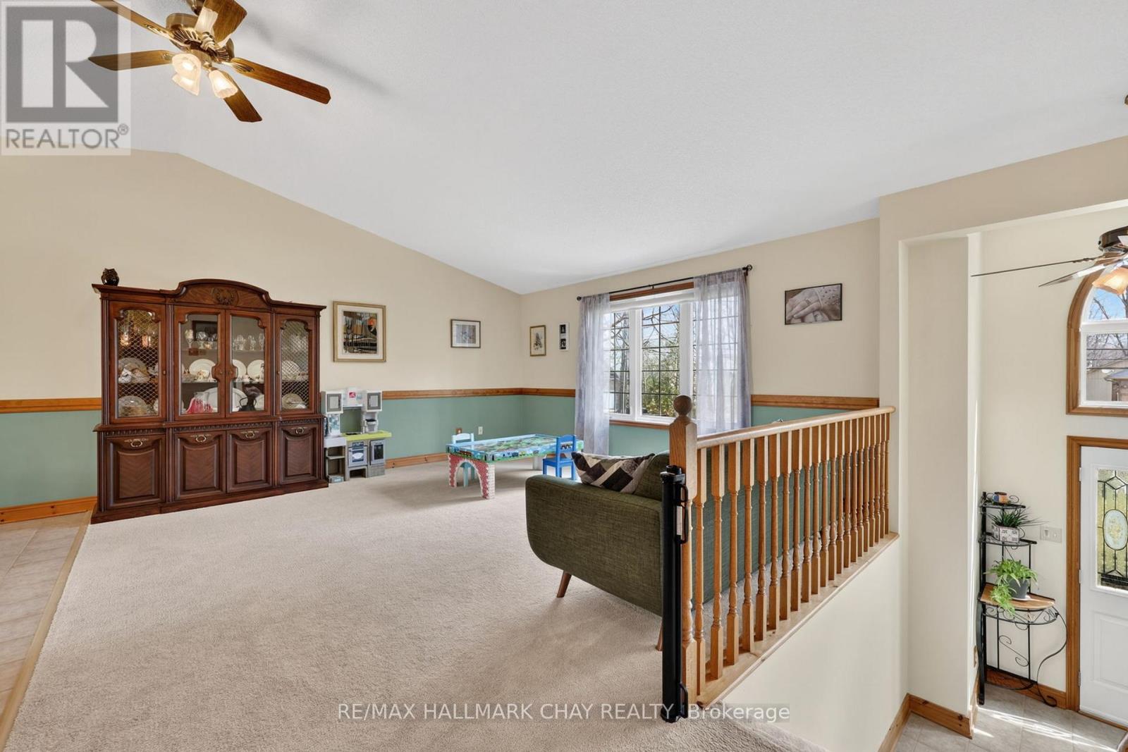 34 Rodrium Road, Wasaga Beach, Ontario  L9Z 1R5 - Photo 8 - S13036886