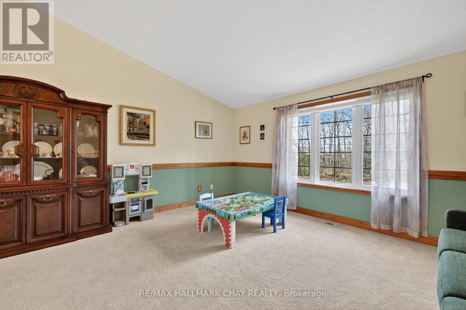 34 Rodrium Road, Wasaga Beach, Ontario  L9Z 1R5 - Photo 9 - S13036886