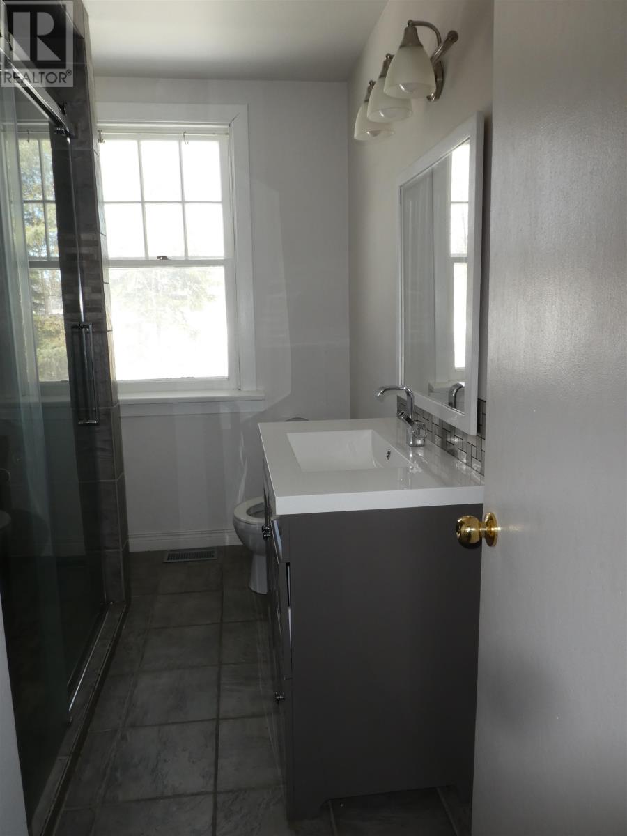 102 Cedar Cres, Longlac, Ontario  P0T 2A0 - Photo 17 - TB2600721