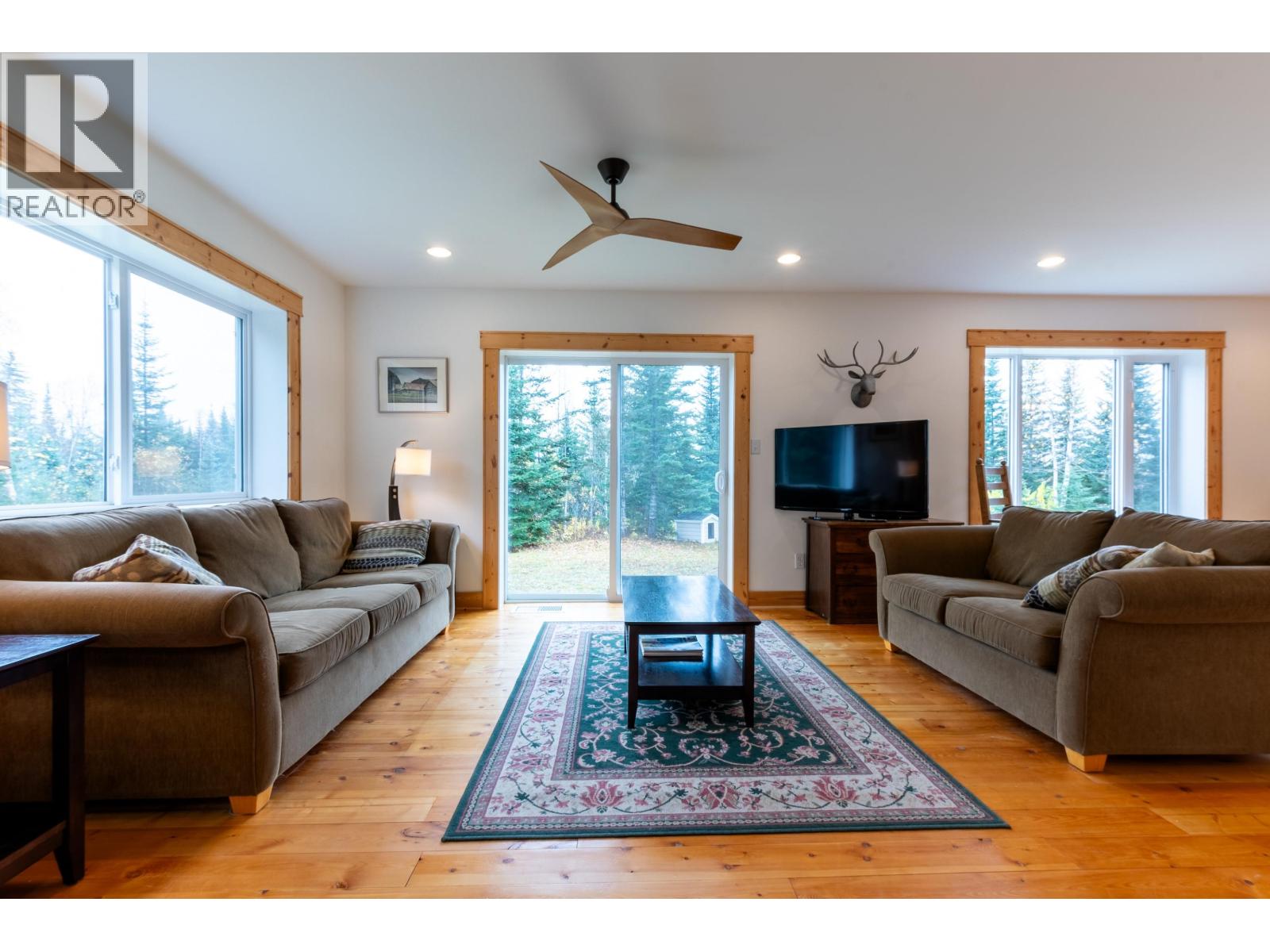 37729 Upper Fraser Road, Prince George, British Columbia  V0J 3M0 - Photo 11 - R3115103