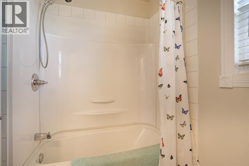 215 1 Street E, Duchess, Alberta  T0J 0Z0 - Photo 19 - A2304176