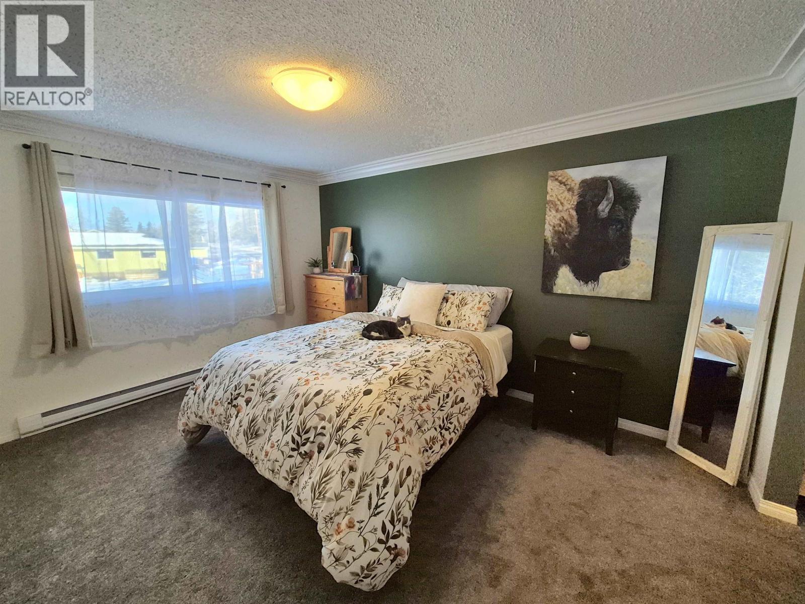 4765 Chilcotin Crescent, 108 Mile Ranch, British Columbia  V0K 2Z0 - Photo 10 - R3115159