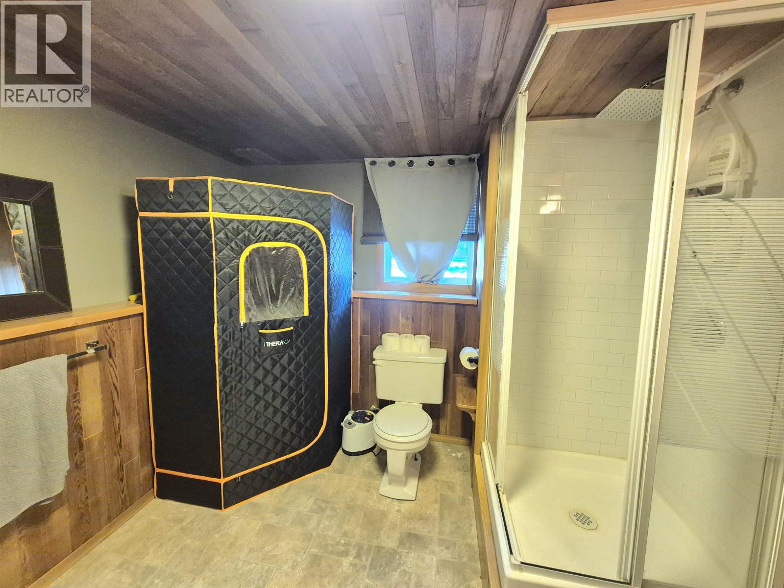 4765 Chilcotin Crescent, 108 Mile Ranch, British Columbia  V0K 2Z0 - Photo 31 - R3115159