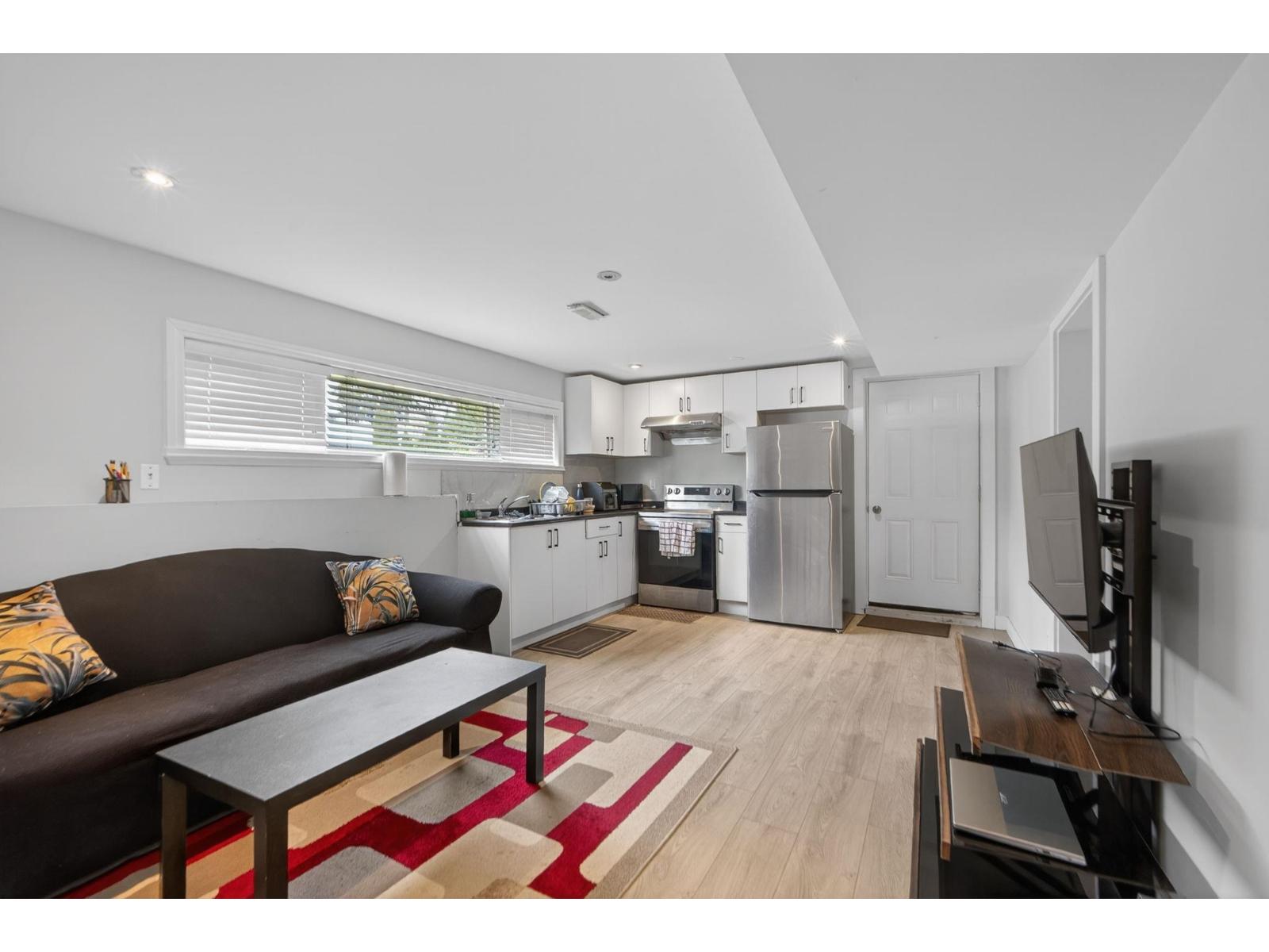 2924 Old Clayburn Road, Abbotsford, British Columbia  V2S 4G7 - Photo 15 - R3113427