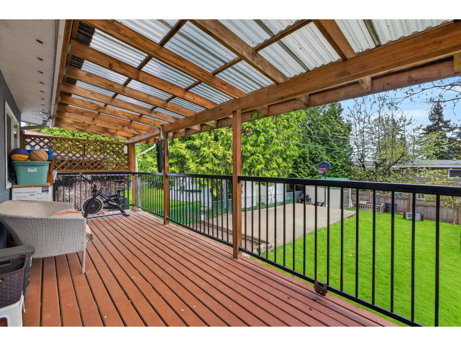 2924 Old Clayburn Road, Abbotsford, British Columbia  V2S 4G7 - Photo 14 - R3113427