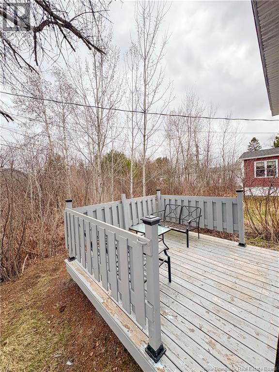 28 Douglas Crescent, New Maryland, New Brunswick  E3C 1Y8 - Photo 5 - NB137811