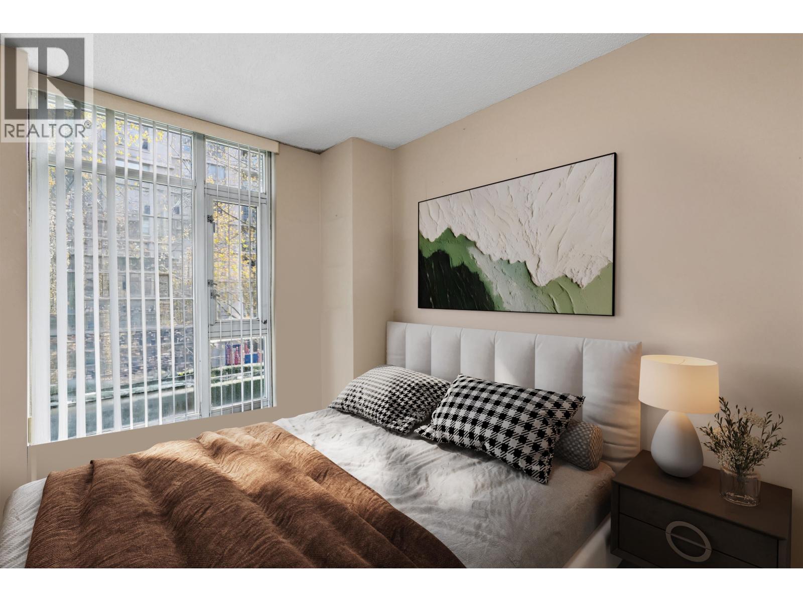 2p 1033 Marinaside Crescent, Vancouver, British Columbia  V6Z 3A3 - Photo 18 - R3113857