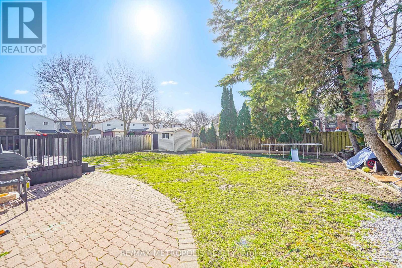 19 Glenabbey Drive, Clarington, Ontario  L1E 1C1 - Photo 24 - E13036002