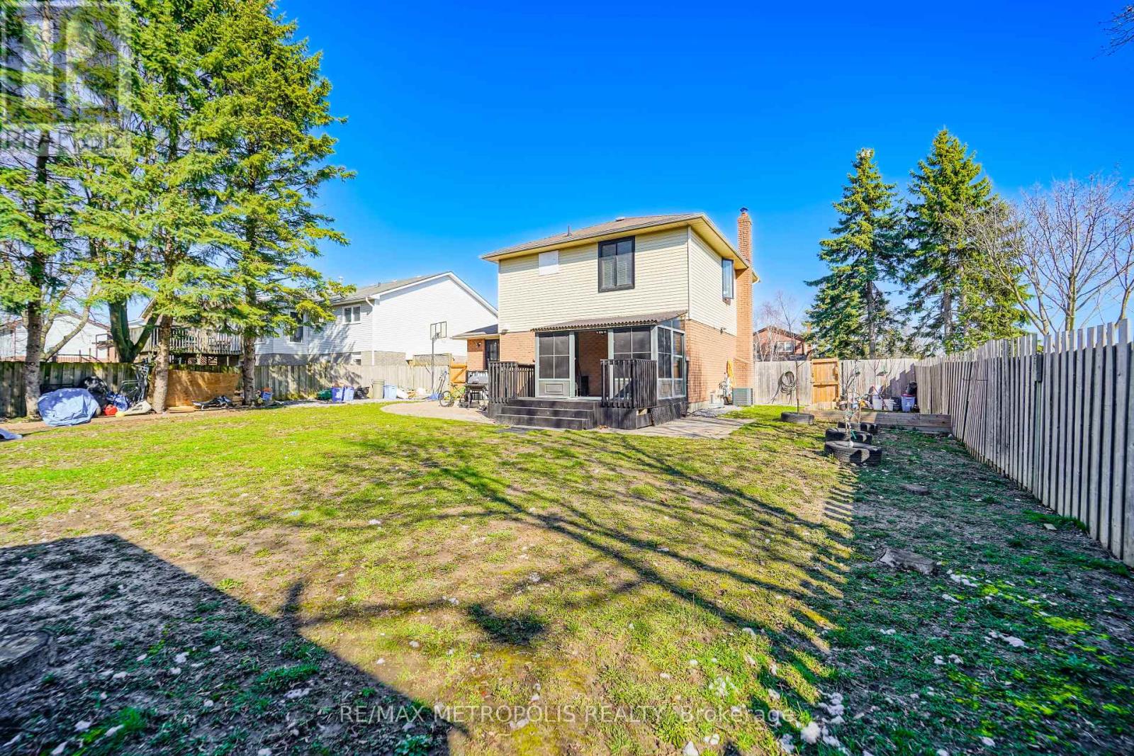 19 Glenabbey Drive, Clarington, Ontario  L1E 1C1 - Photo 25 - E13036002