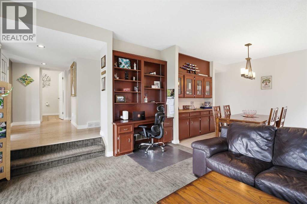 2608 Deer Side Drive Se, Calgary, Alberta  t2j 6a3 - Photo 7 - A2302759