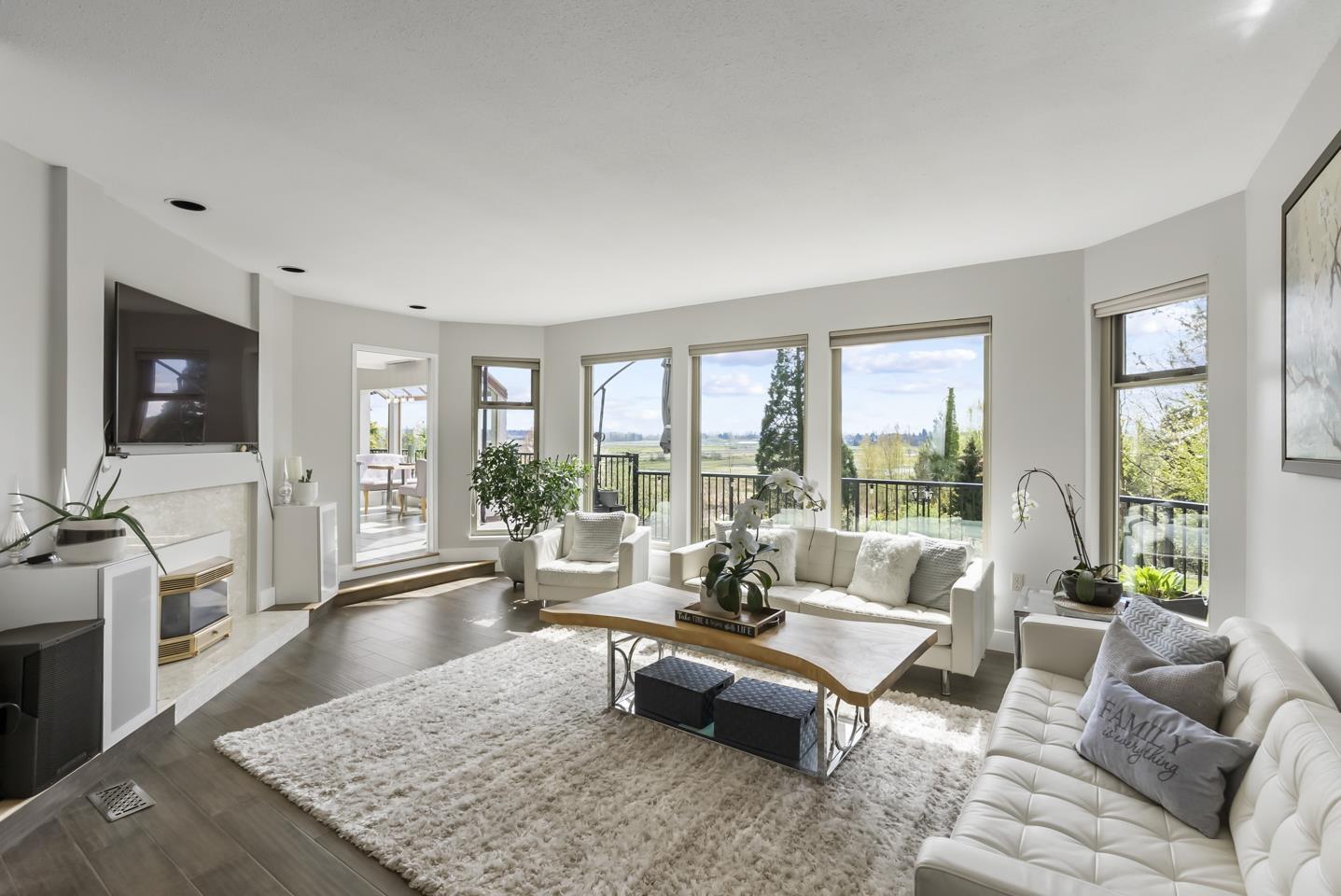 16498 77 Avenue, Surrey, British Columbia  V4N 0L5 - Photo 2 - R3114201