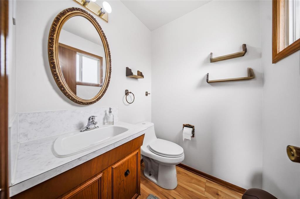 2 Leamen Crescent, Winnipeg, Manitoba  R2P 0N8 - Photo 12 - 202608079