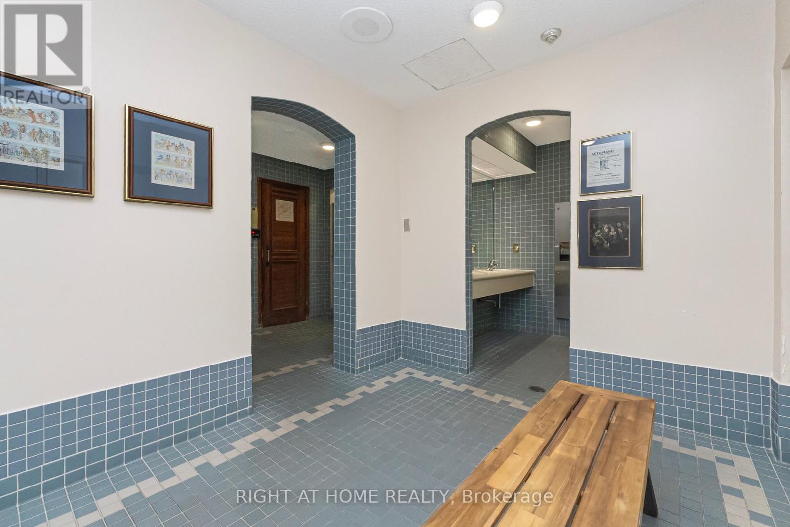 1507 - 1360 Rathburn Road E, Mississauga, Ontario  L4W 4H4 - Photo 40 - W13036910