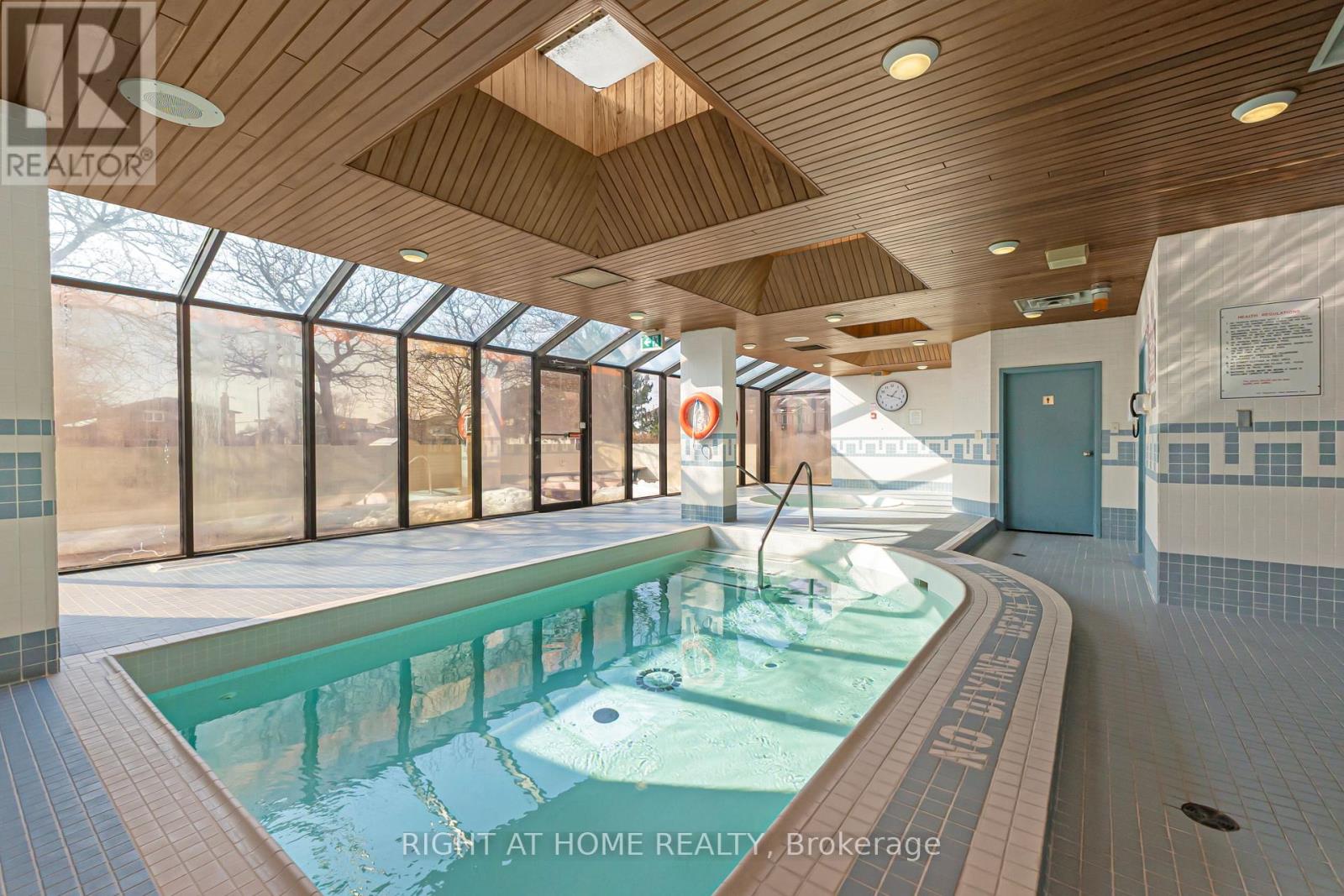 1507 - 1360 Rathburn Road E, Mississauga, Ontario  L4W 4H4 - Photo 42 - W13036910