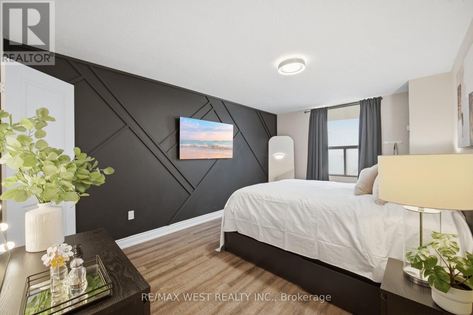 112 - 75 Emmett Avenue, Toronto, Ontario  M6M 5A7 - Photo 15 - W13036912