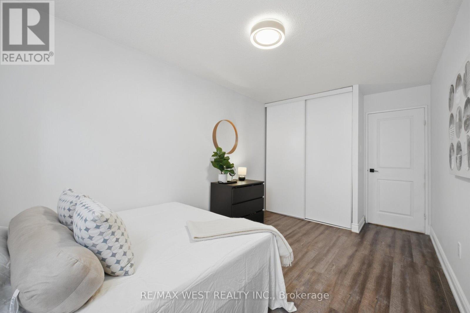 112 - 75 Emmett Avenue, Toronto, Ontario  M6M 5A7 - Photo 20 - W13036912