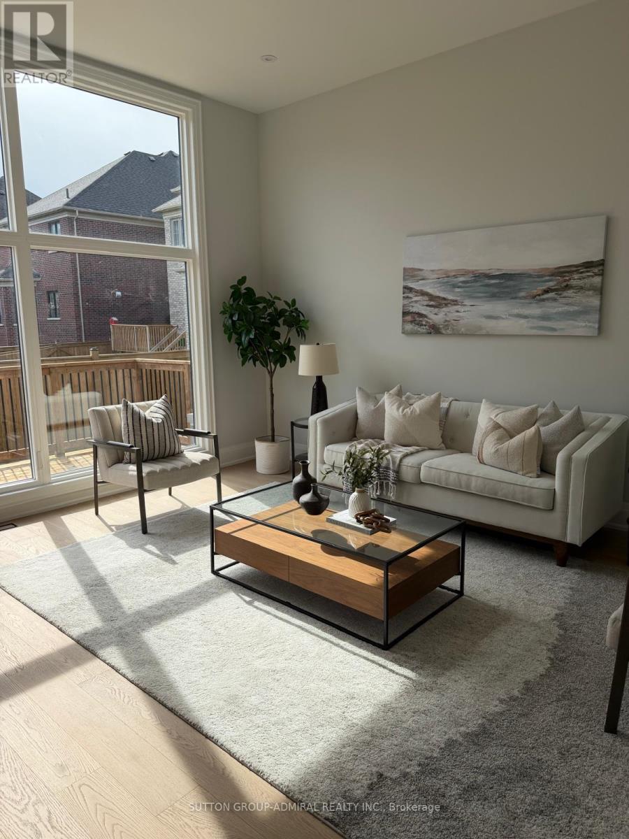 24 Valleywest Road, Brampton, Ontario  L6P 2J9 - Photo 3 - W13036924