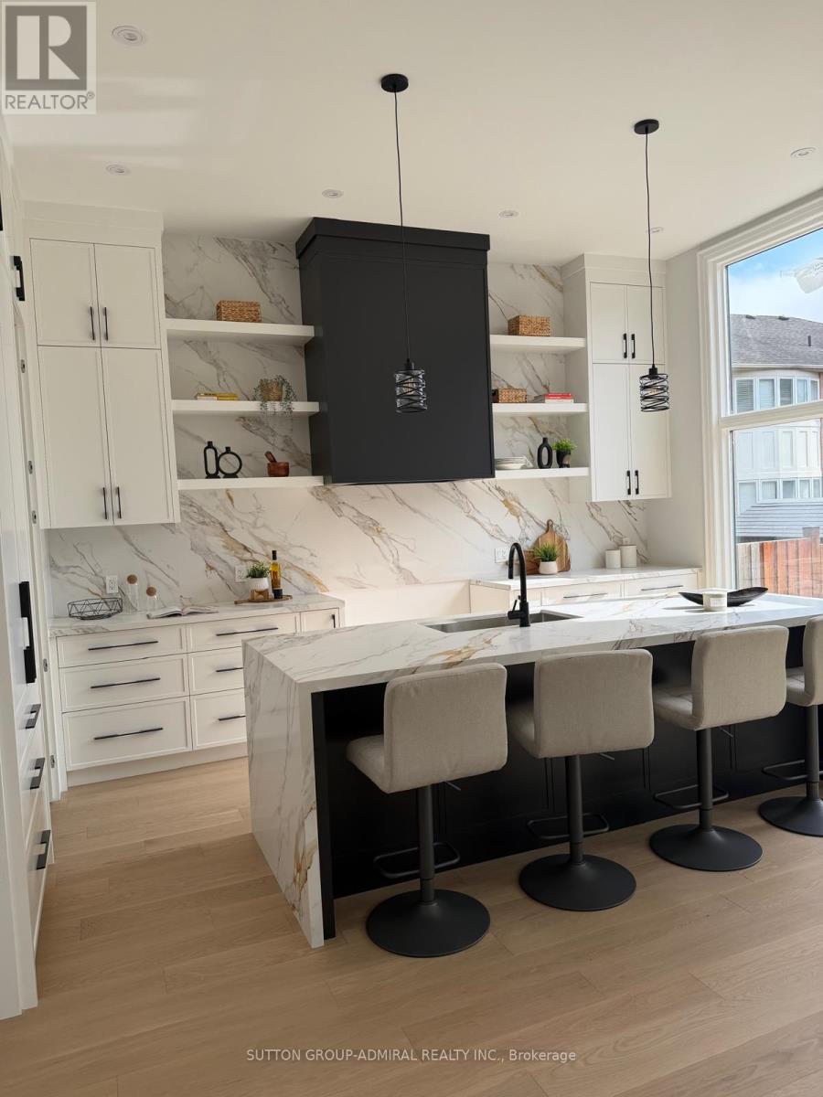 24 Valleywest Road, Brampton, Ontario  L6P 2J9 - Photo 7 - W13036924