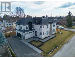 1019 STRATHY AVENUE, Mississauga, Ontario