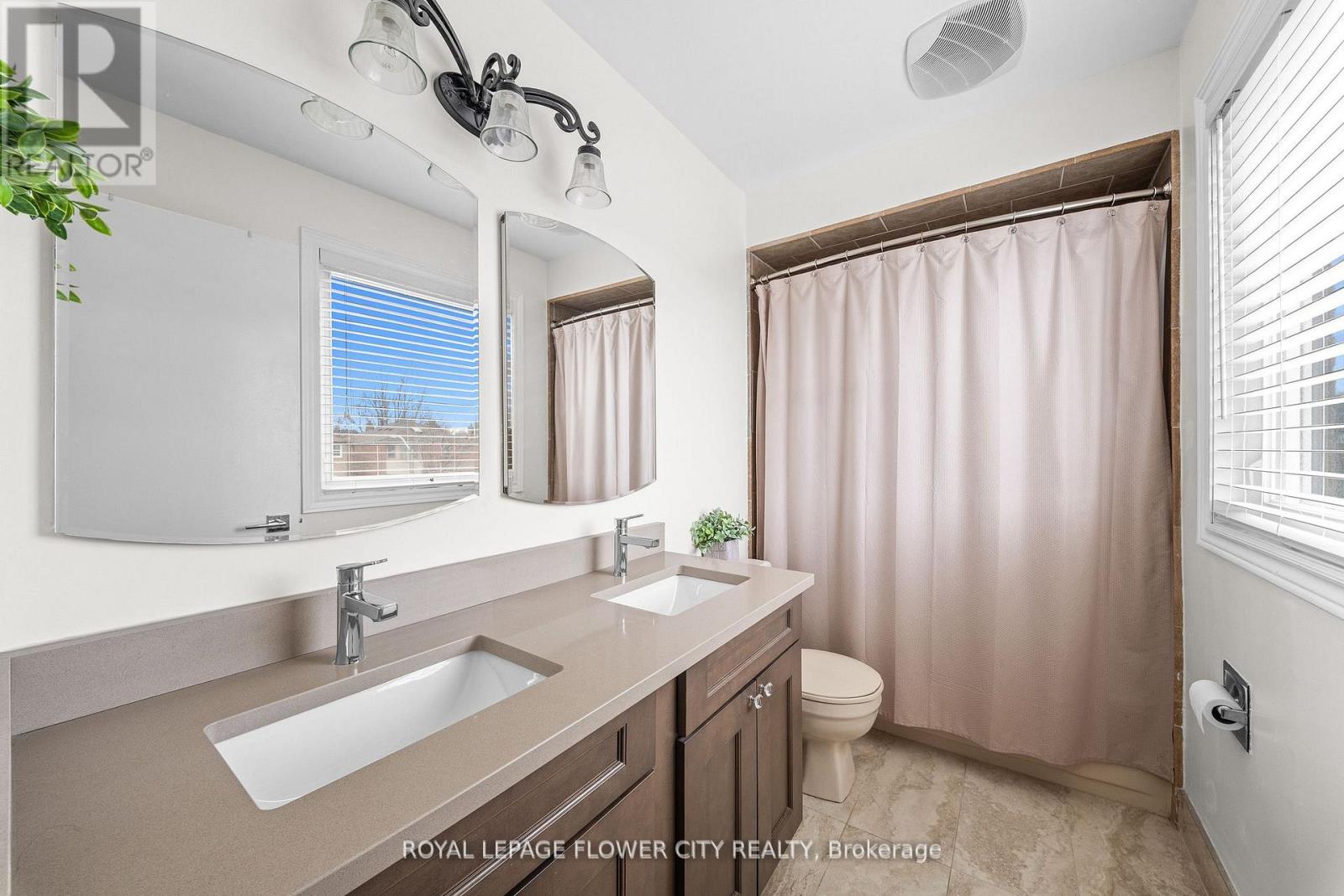 60 Newgreen Crescent, Brampton, Ontario  L6S 4Y5 - Photo 26 - W13036940