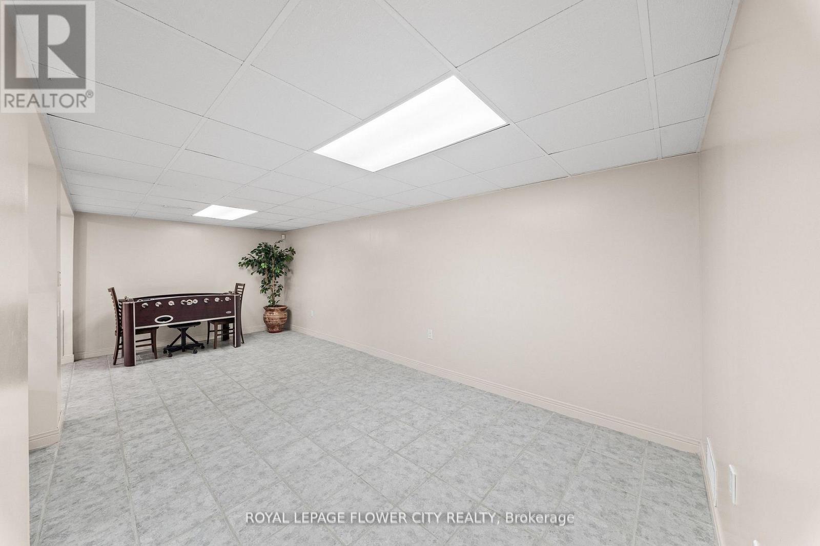 60 Newgreen Crescent, Brampton, Ontario  L6S 4Y5 - Photo 37 - W13036940