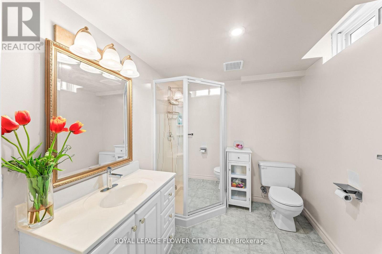 60 Newgreen Crescent, Brampton, Ontario  L6S 4Y5 - Photo 38 - W13036940