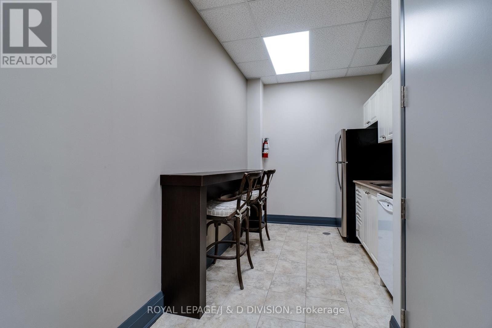 9 - 1525 Cornwall Road, Oakville, Ontario  L6J 0B2 - Photo 31 - W13036964