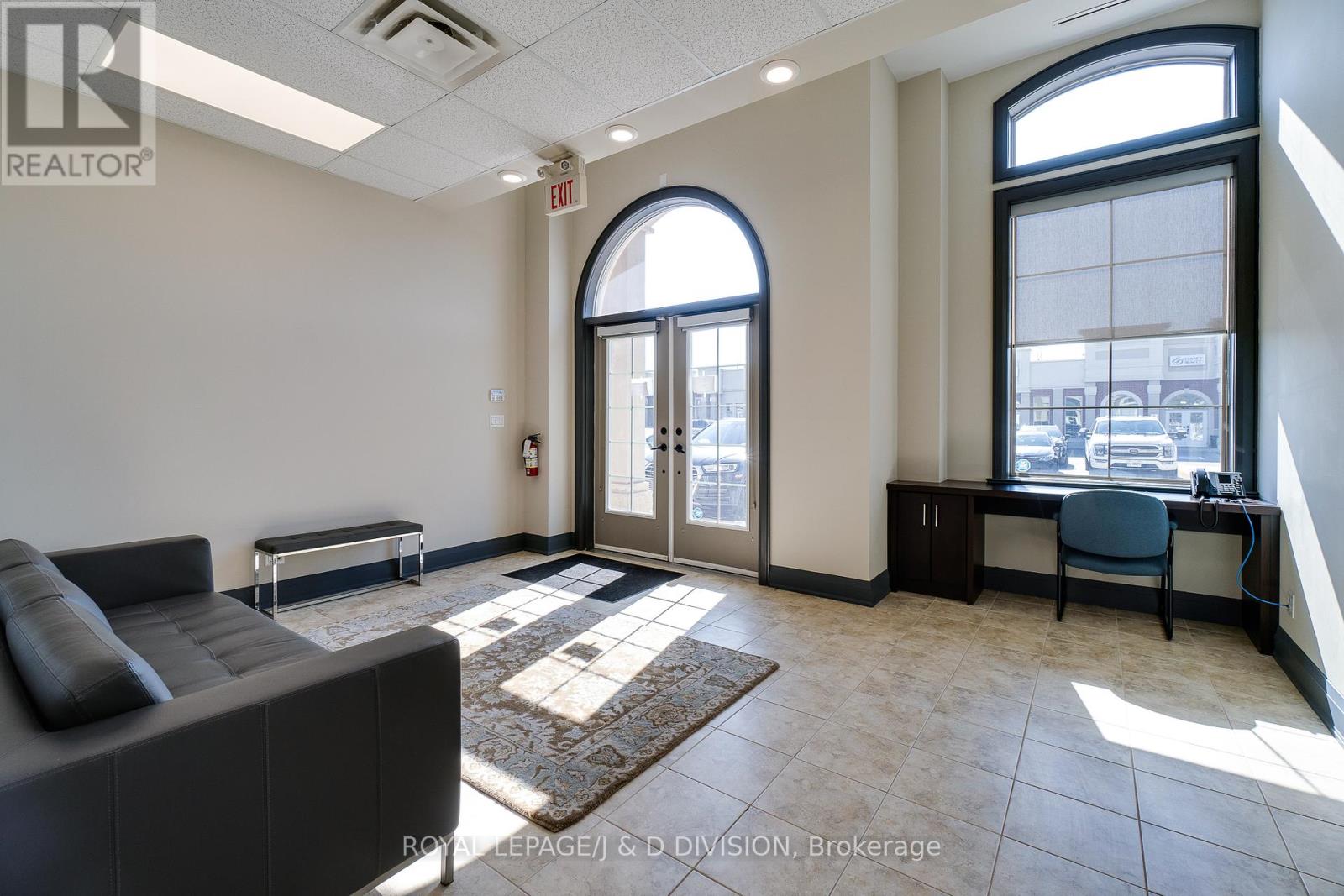 9 - 1525 Cornwall Road, Oakville, Ontario  L6J 0B2 - Photo 6 - W13036964