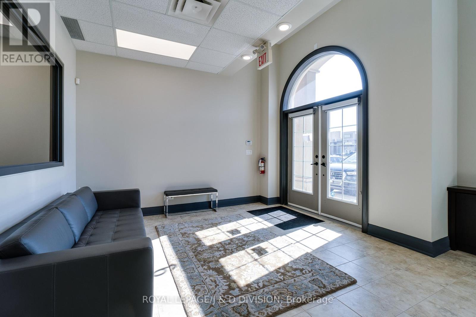 9 - 1525 Cornwall Road, Oakville, Ontario  L6J 0B2 - Photo 7 - W13036964