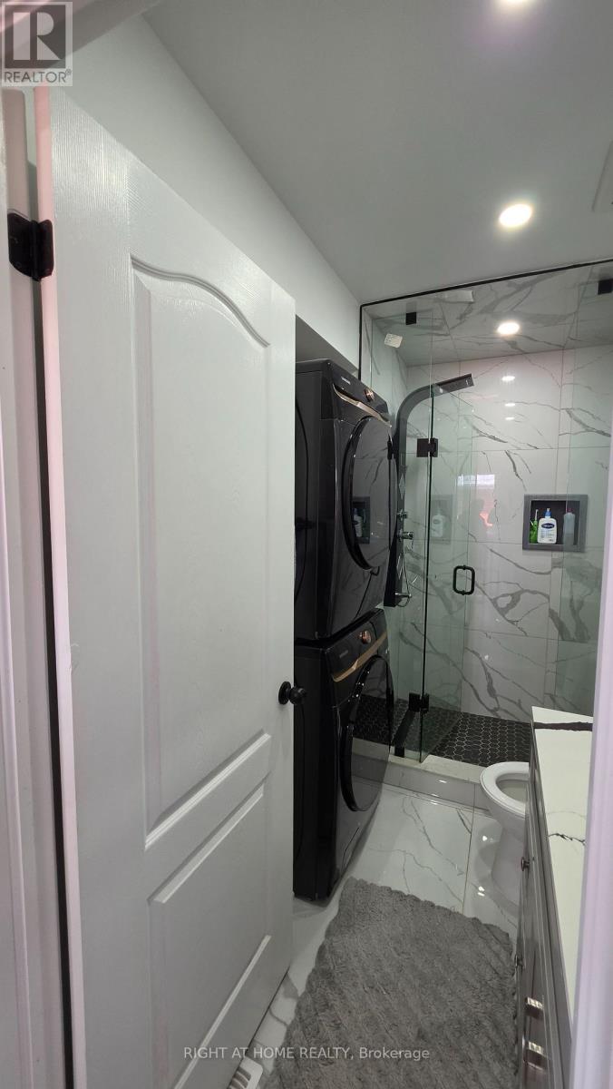 15 Tanglemere Crescent, Brampton, Ontario  L7A 1R7 - Photo 33 - W13036978