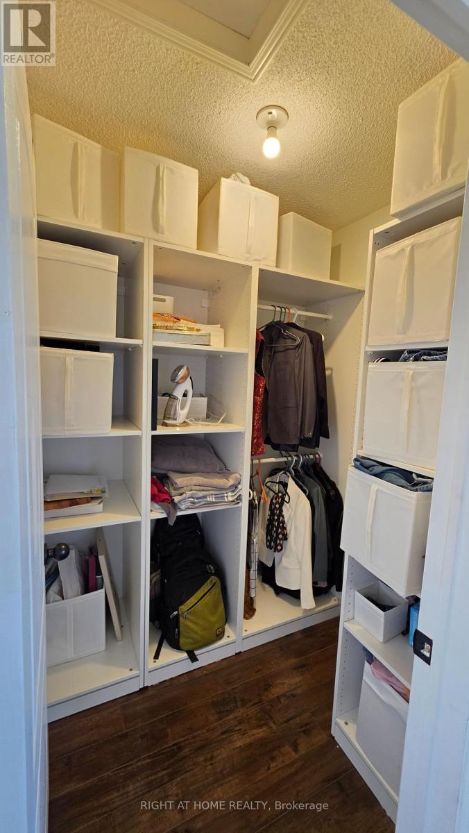 15 Tanglemere Crescent, Brampton, Ontario  L7A 1R7 - Photo 38 - W13036978