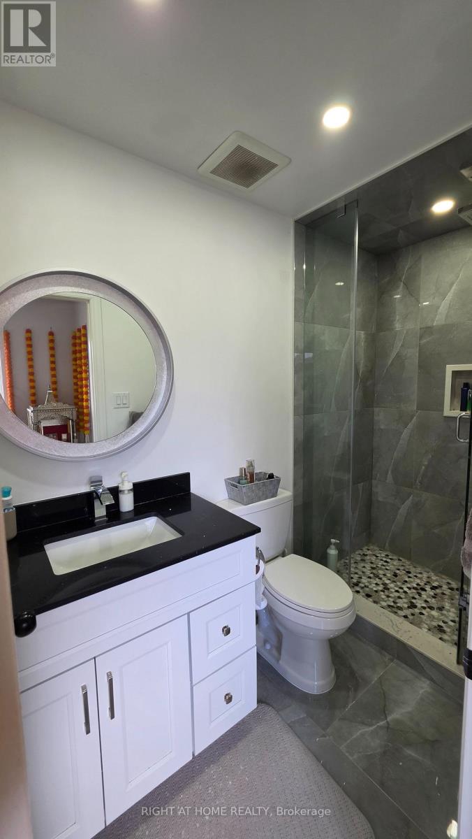 15 Tanglemere Crescent, Brampton, Ontario  L7A 1R7 - Photo 40 - W13036978