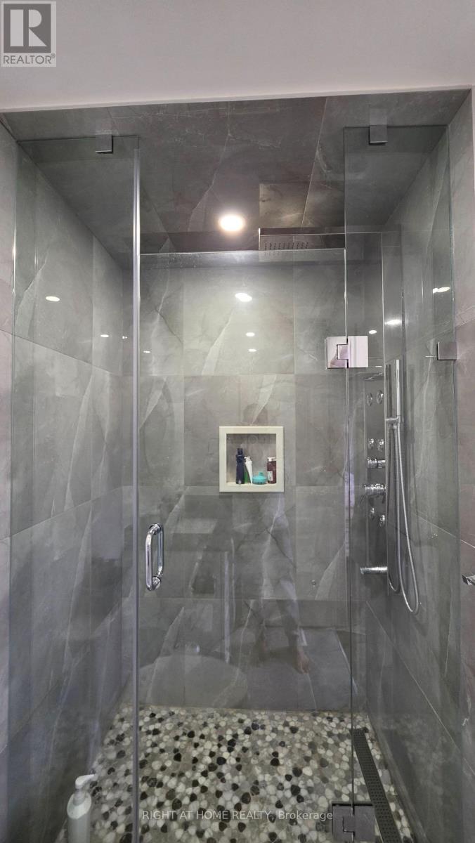 15 Tanglemere Crescent, Brampton, Ontario  L7A 1R7 - Photo 41 - W13036978