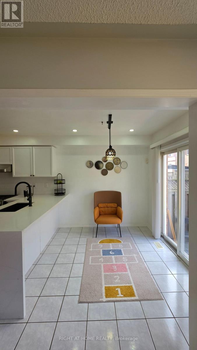 15 Tanglemere Crescent, Brampton, Ontario  L7A 1R7 - Photo 46 - W13036978