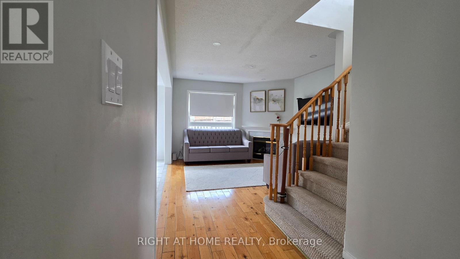 15 Tanglemere Crescent, Brampton, Ontario  L7A 1R7 - Photo 8 - W13036978