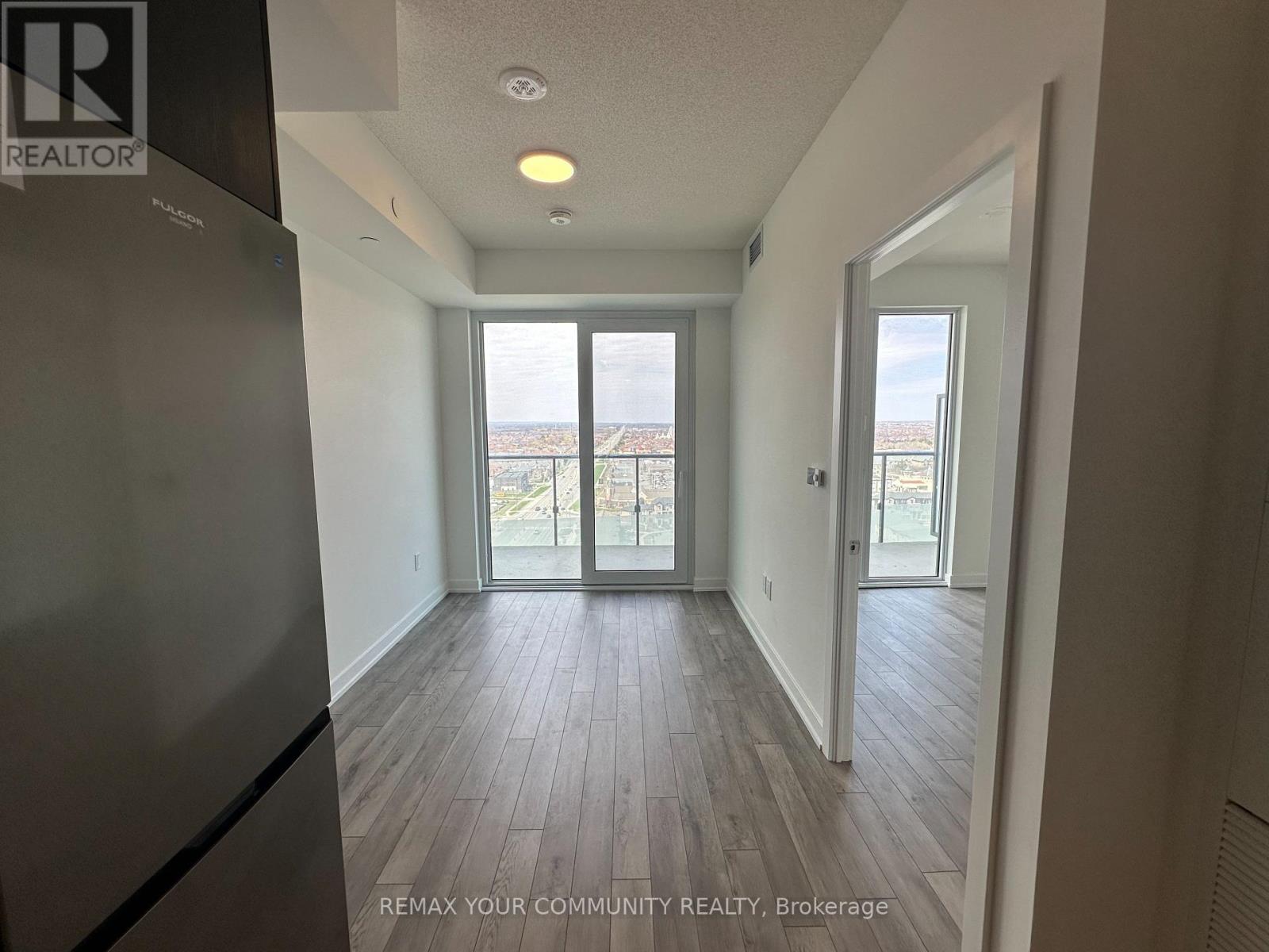 1418 - 15 Skyridge Drive, Brampton, Ontario  L6P 4S3 - Photo 2 - W13036988