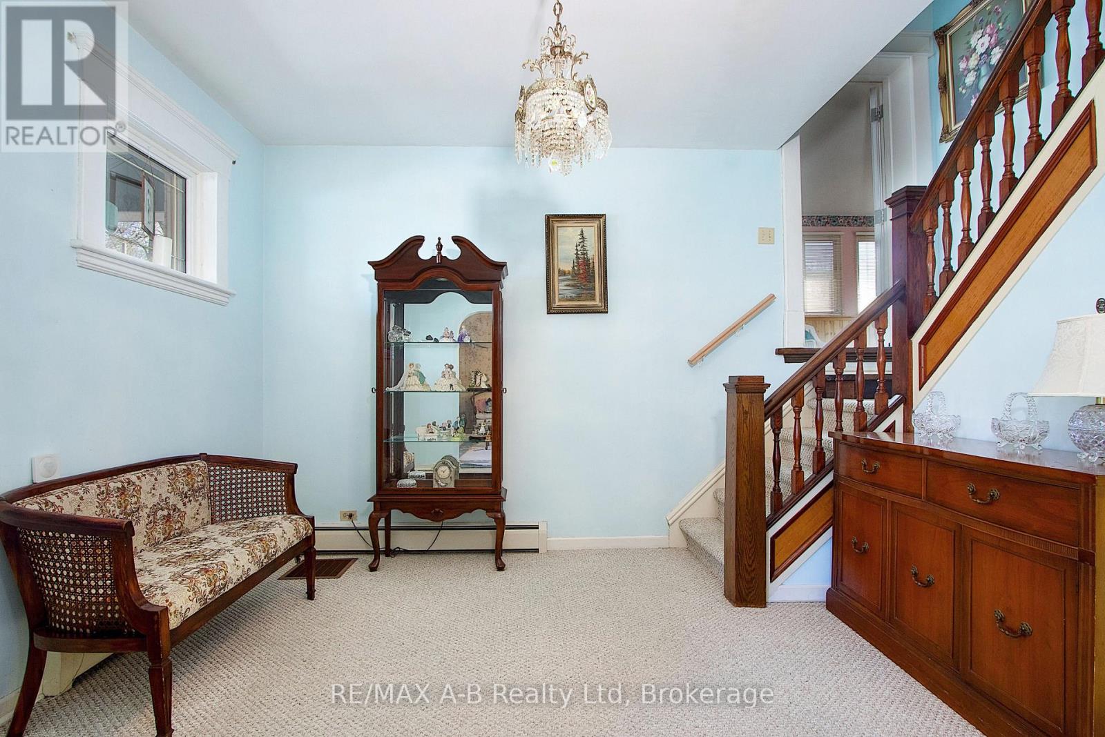 235 William Street, Stratford, Ontario  N5A 4Y2 - Photo 5 - X12730048