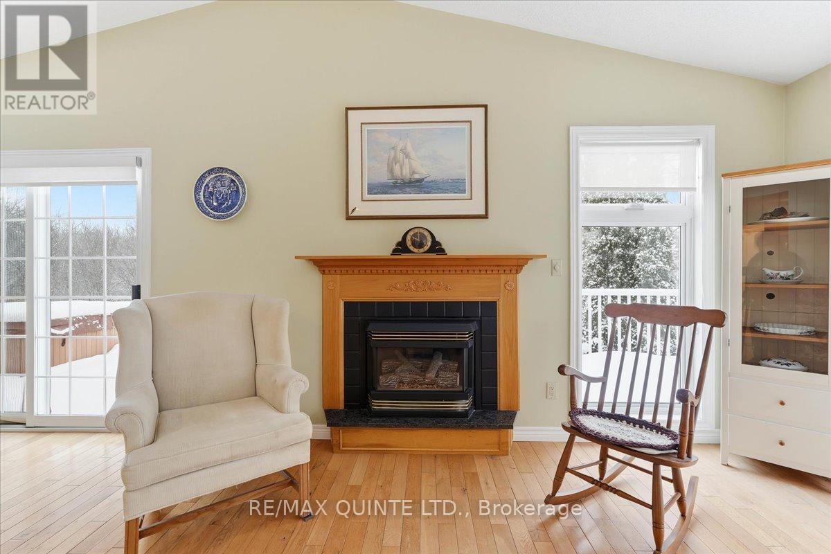 89 Westwind Crescent, Prince Edward County, Ontario  K0K 3L0 - Photo 19 - X12721862