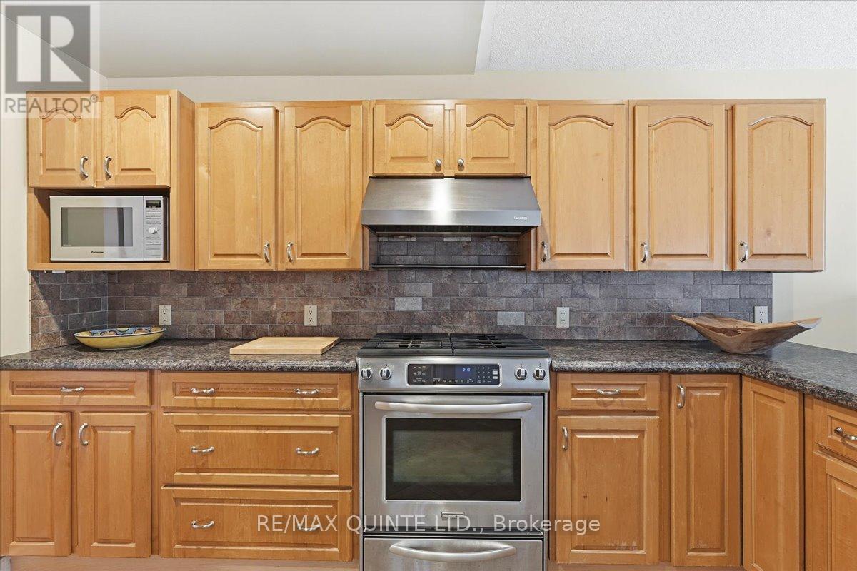 89 Westwind Crescent, Prince Edward County, Ontario  K0K 3L0 - Photo 13 - X12721862