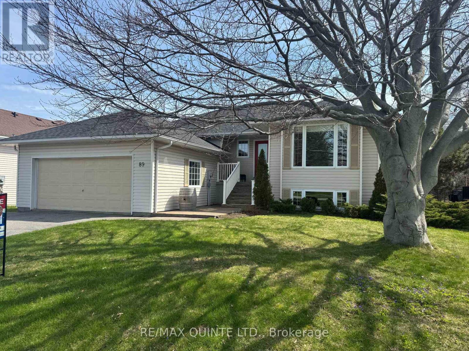89 Westwind Crescent, Prince Edward County, Ontario  K0K 3L0 - Photo 2 - X12721862