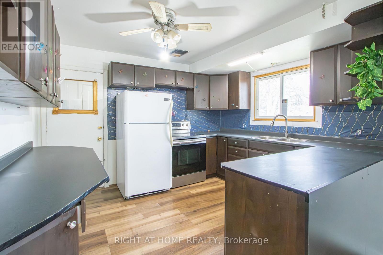 388 Vesta Place, London East, Ontario  N5Y 1G5 - Photo 12 - X13036866