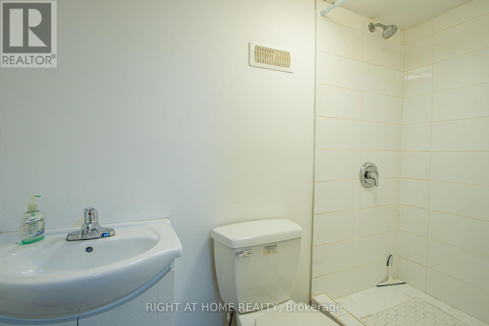 388 Vesta Place, London East, Ontario  N5Y 1G5 - Photo 27 - X13036866