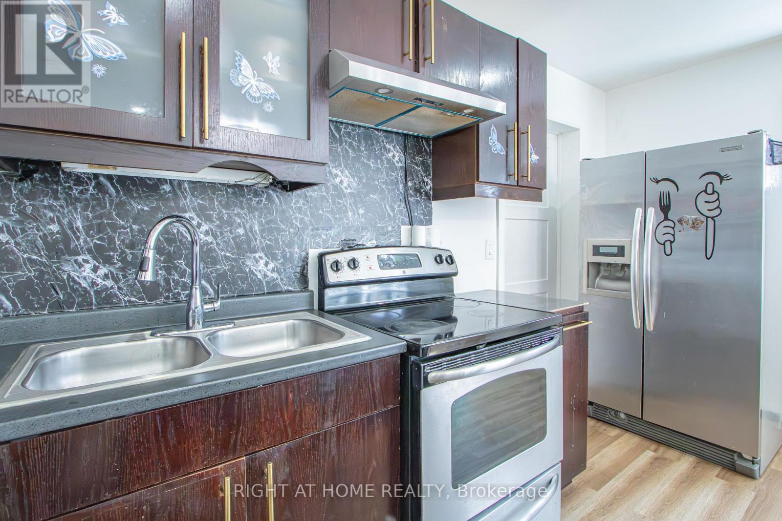 388 Vesta Place, London East, Ontario  N5Y 1G5 - Photo 32 - X13036866