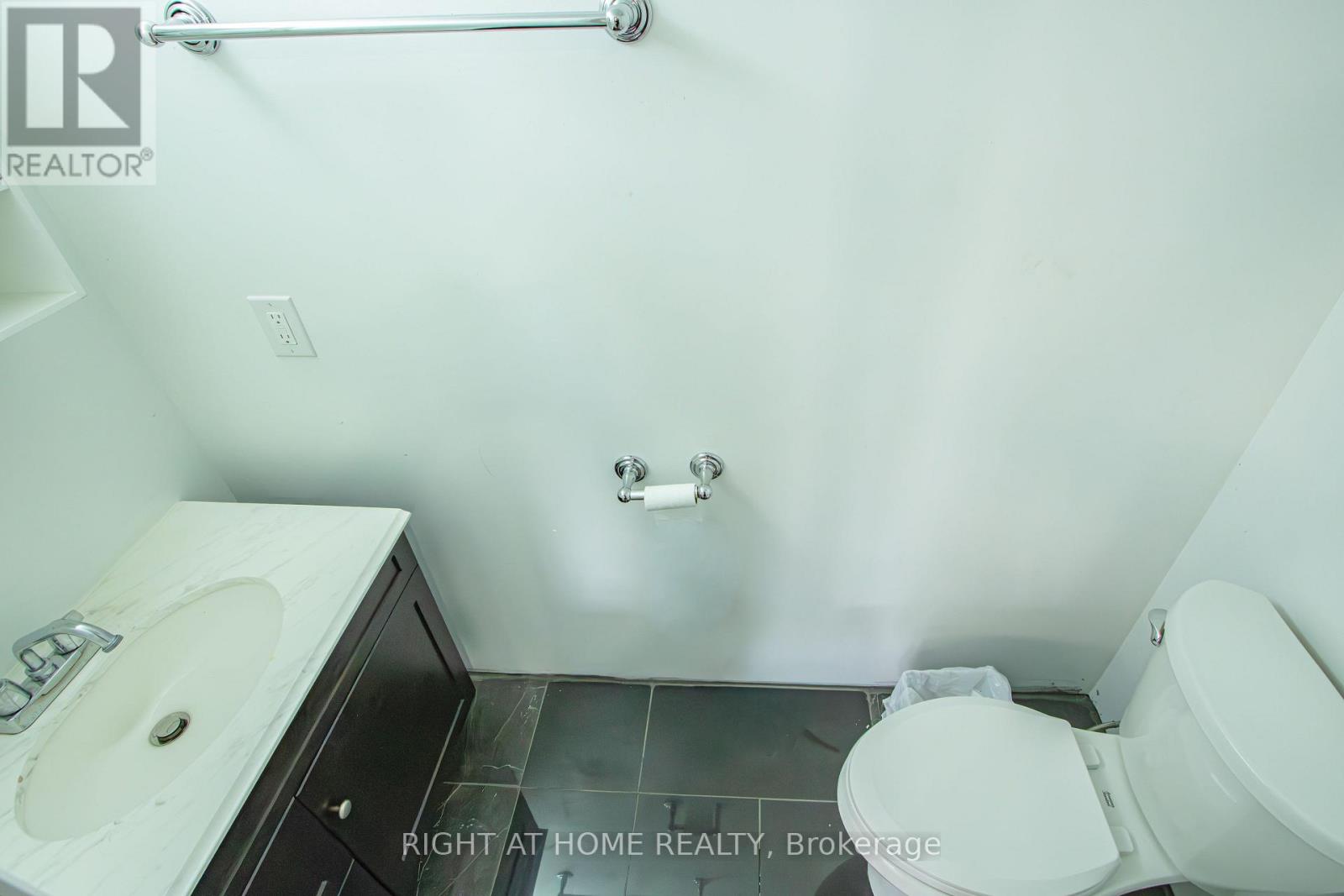 388 Vesta Place, London East, Ontario  N5Y 1G5 - Photo 37 - X13036866