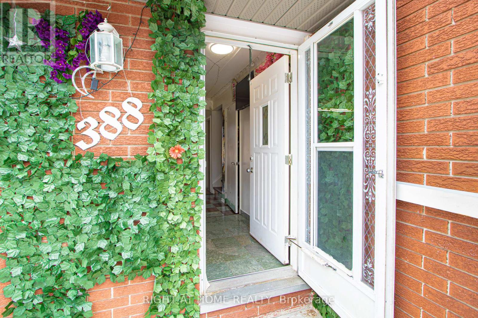 388 Vesta Place, London East, Ontario  N5Y 1G5 - Photo 7 - X13036866