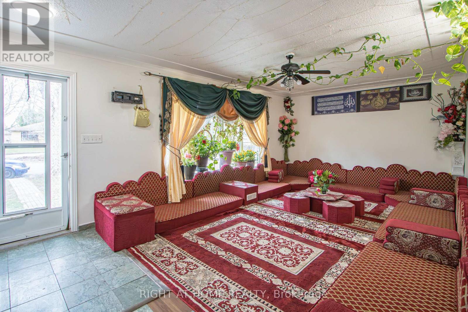 388 Vesta Place, London East, Ontario  N5Y 1G5 - Photo 8 - X13036866