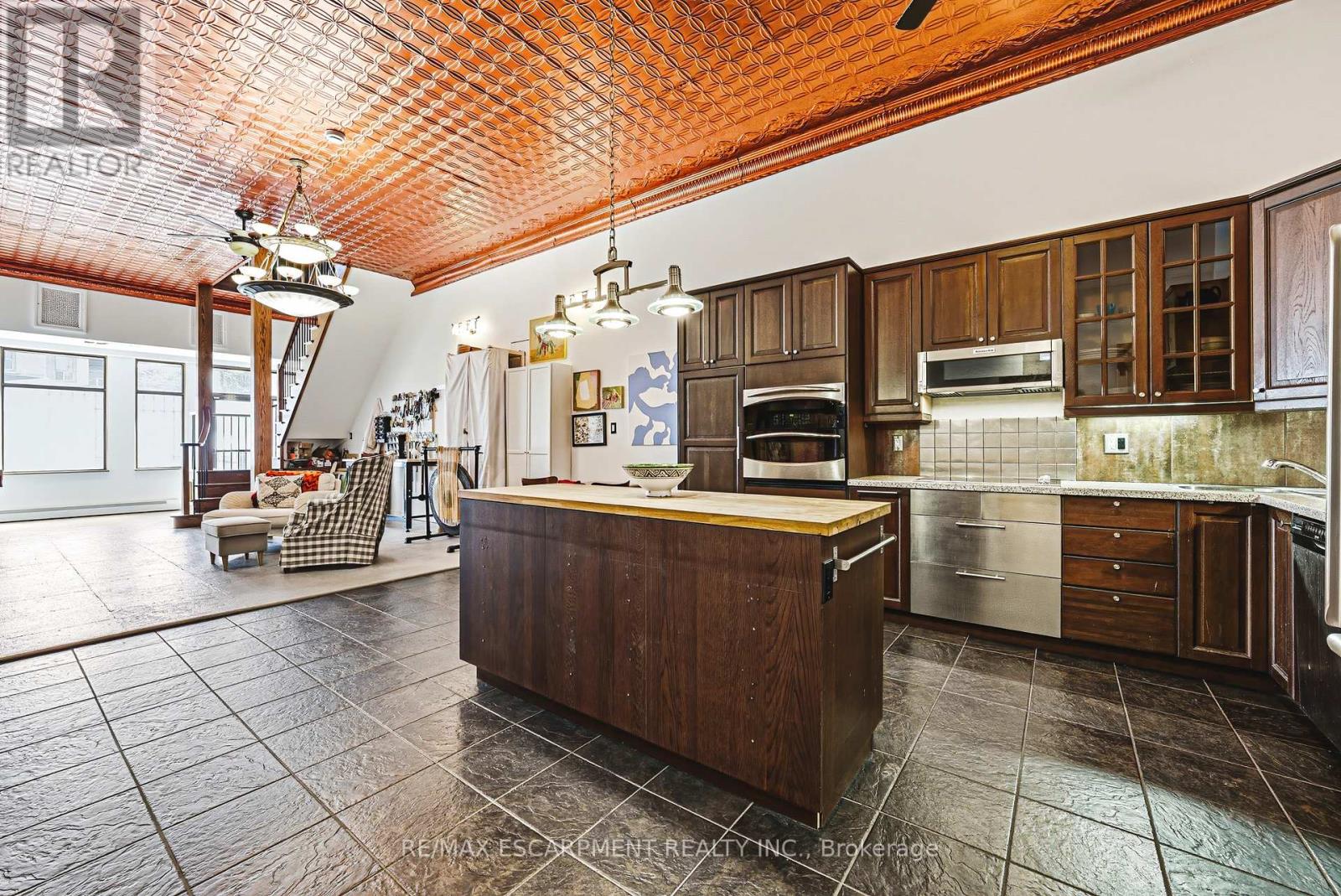 593-595 King Street E, Hamilton, Ontario  L8N 1E4 - Photo 11 - X13036868